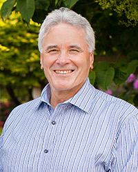 Dr. Moss at Moss Wall Orthodontics in Lacey, WA