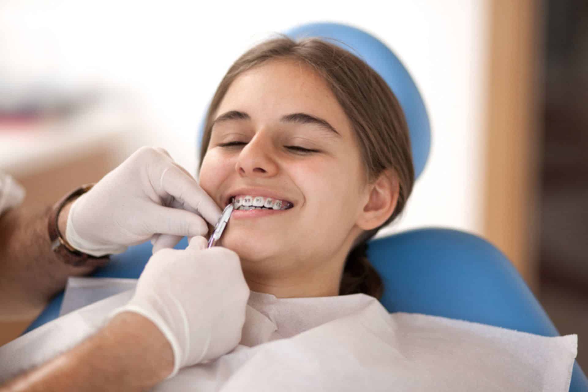 Do Braces Hurt? A Guide for Patients in Lacey, WA Moss Wall Orthodontics